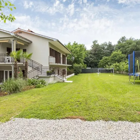 For Families With Children Vinez, Labin - 15870 Labin (Istria)